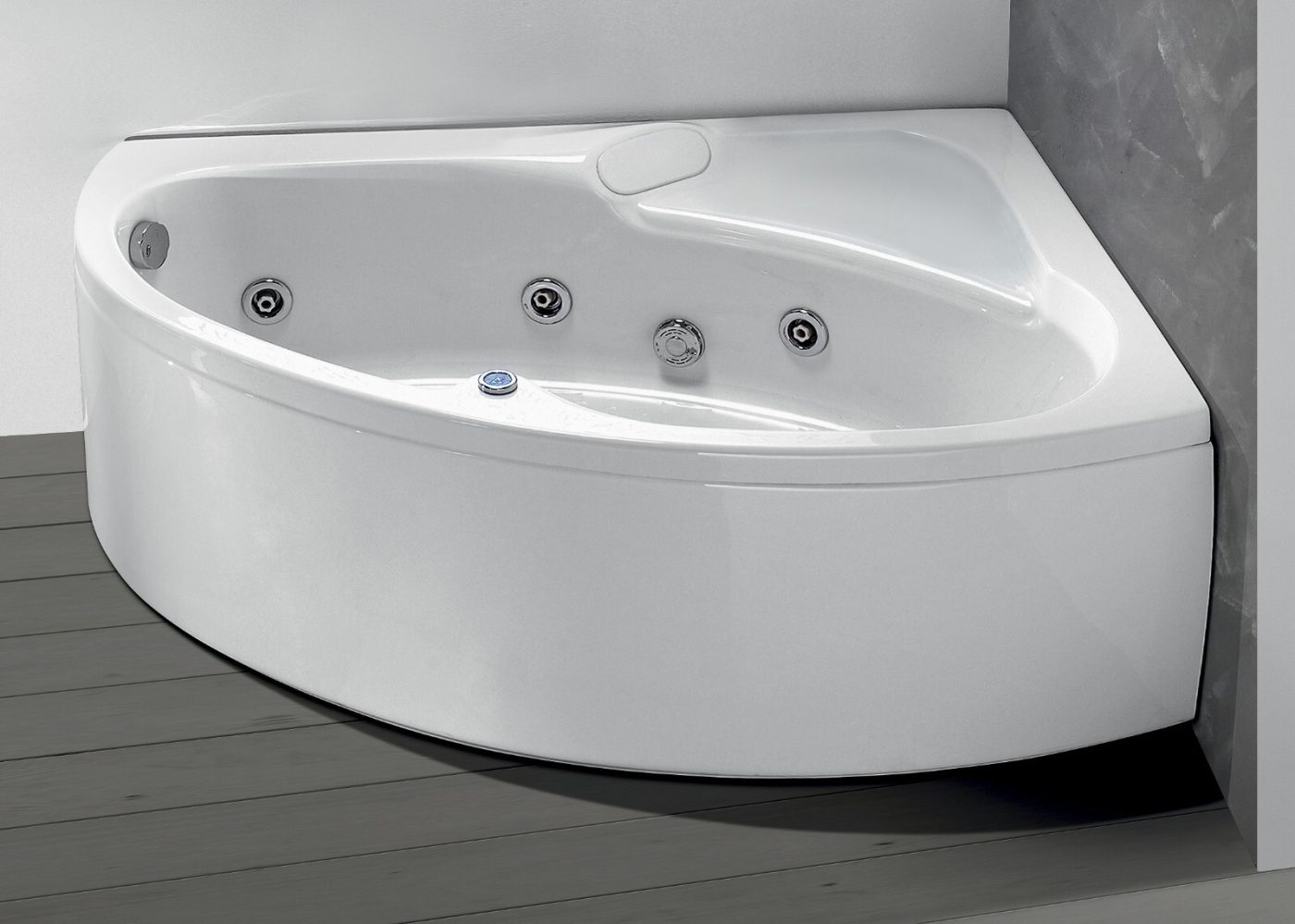 $_57 Jacuzzi - Image 1